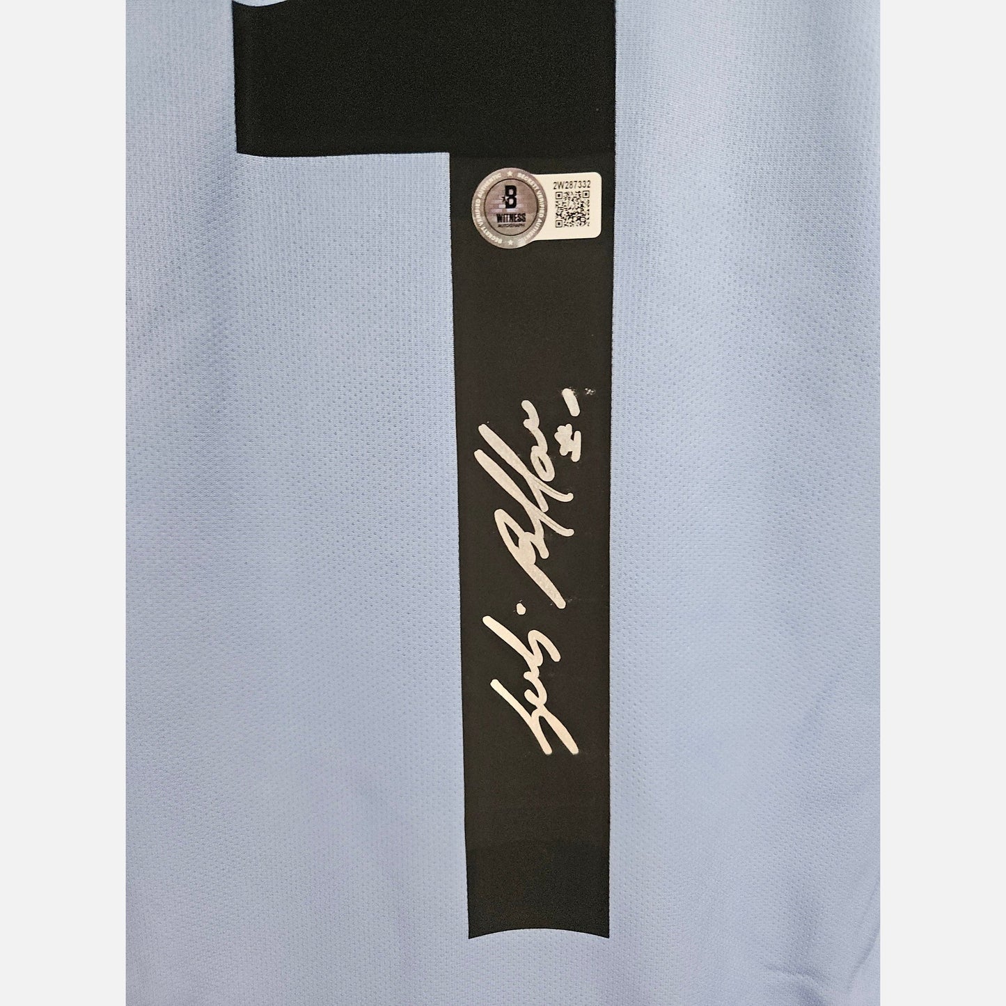 Autograf GIANLUIGI BUFFON na koszulce piłkarskiej Certyfikaty BECKETT oraz ACOA Juventus Turyn