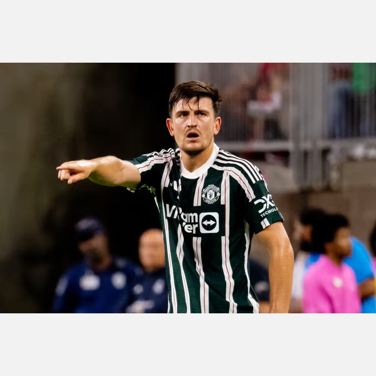 HARRY MAGUIRE signed soccer jersey BECKETT certificate Manchester United Jersey