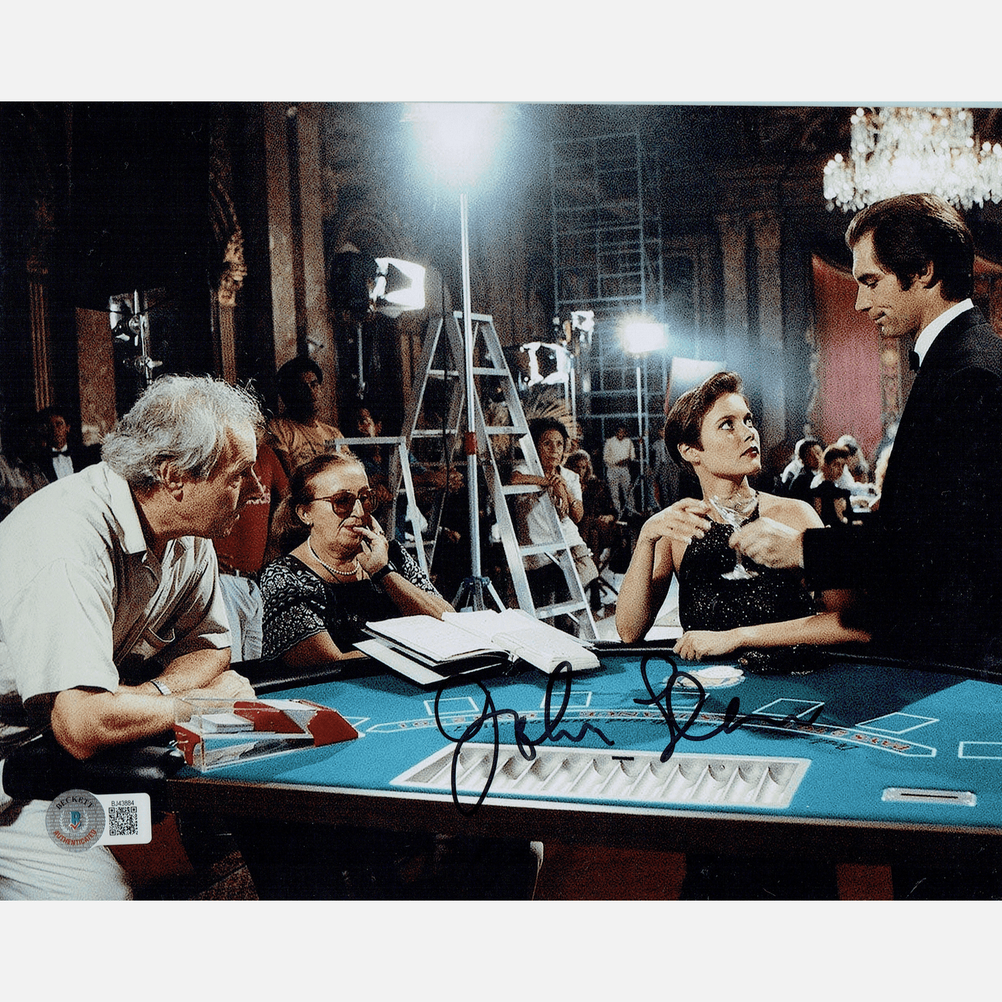 JOHN GLEN autograph BECKETT signed 8x10 photography JAMES BOND 007 8x10