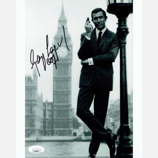 GEORGE LAZENBY autograph JSA signed 8x10 photography 007 JAMES BOND 8x10