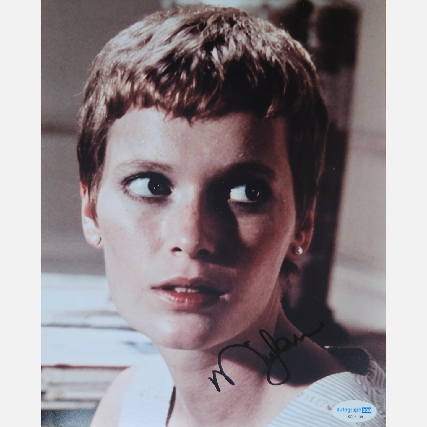 Autograf MIA FARROW Certyfikat ACOA 20x25 cm