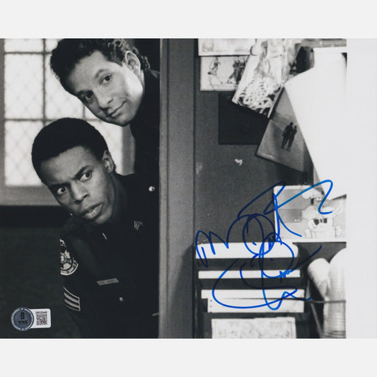 Autograf MICHAEL WINSLOW Certyfikat BECKETT 20x25 cm Akademia Policyjna