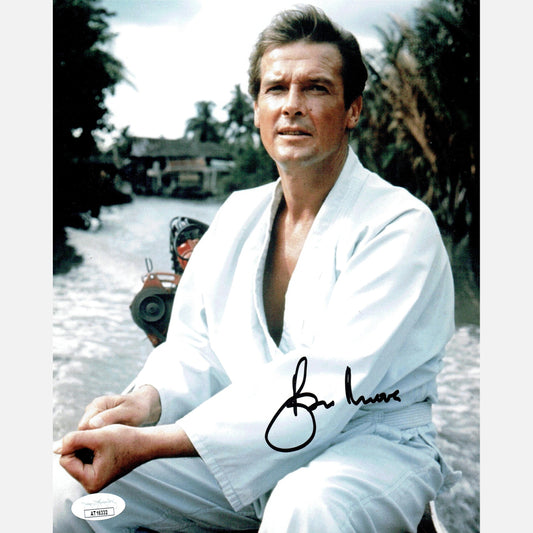 ROGER MOORE autograph JSA signed 8x10 photography JAMES BOND 007 8x10