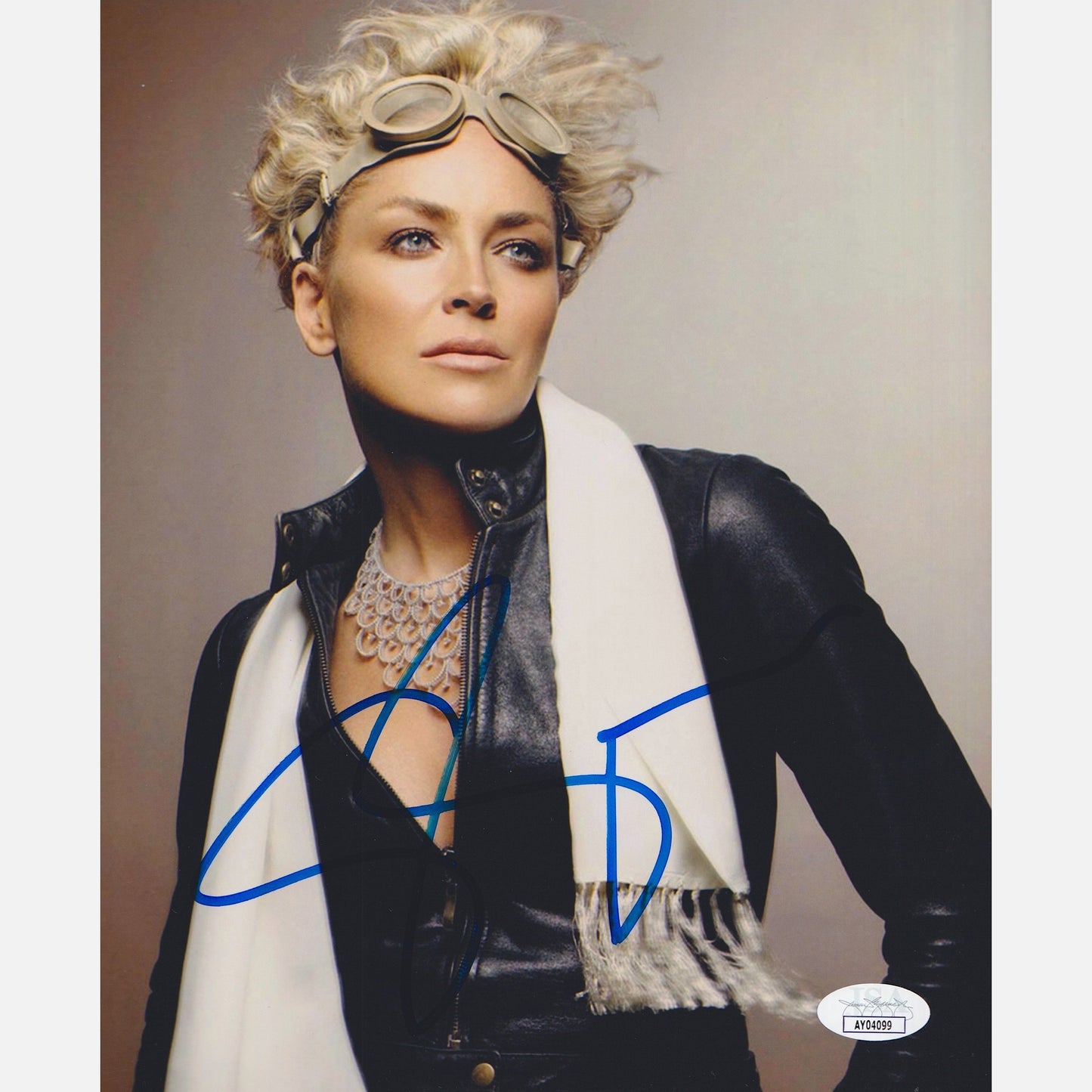 Autograf SHARON STONE Certyfikat JSA 20x25 cm